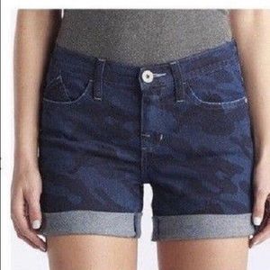 NWT $54 ROCK & REPUBLIC denim camo shorts 6